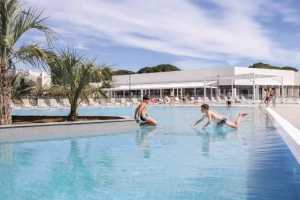Port Camargue les Salins